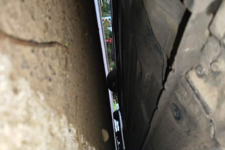 Used Hyundai Mistra 2014 1.8L Automatic Deluxe DLX Model Chassis Front Left