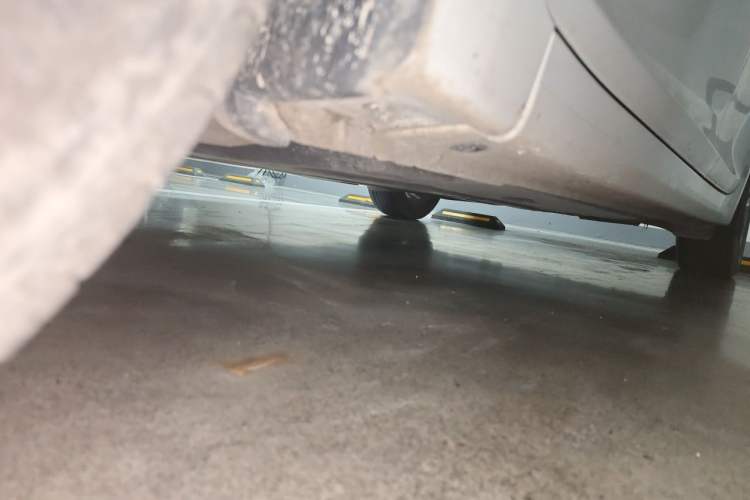 Used Hyundai Mistra 2014 1.8L Automatic Smart GLS Chassis Front Left