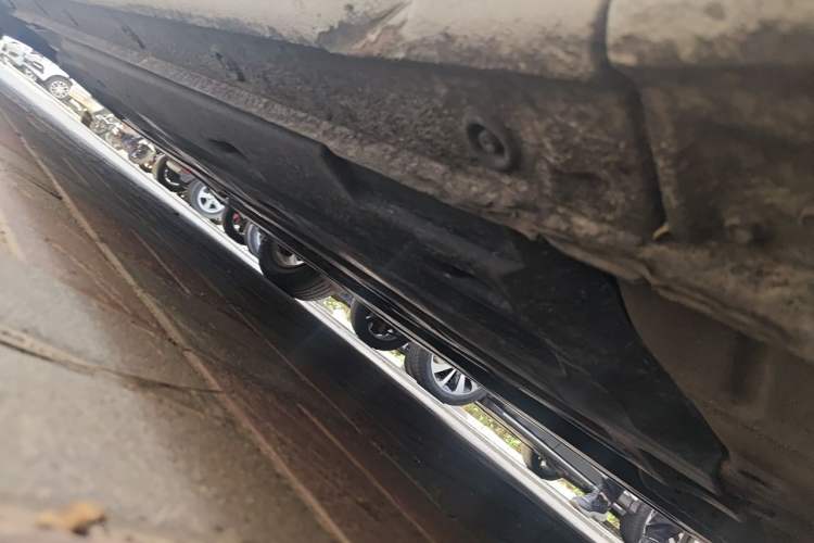 Used Hyundai Mistra 2014 1.8L Automatic Smart GLS Chassis Front Right