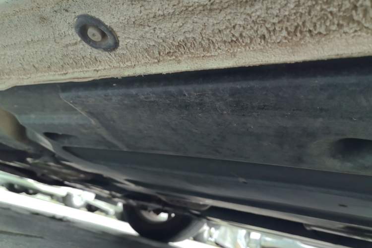 Used Hyundai Mistra 2014 1.8L Automatic Smart GLS Chassis Front Right