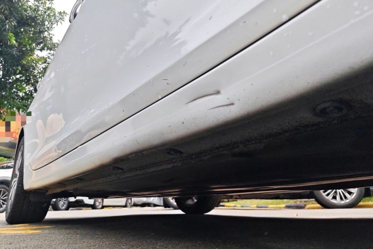 Used Hyundai Mistra 2014 1.8L Automatic Deluxe DLX Model Chassis Front Right