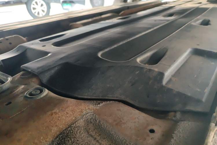 Used Hyundai Mistra 2014 1.8L Automatic Deluxe DLX Model Chassis Front Right