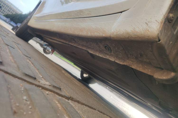 Used Hyundai Mistra 2014 1.8L Automatic Deluxe DLX Model Chassis Front Right
