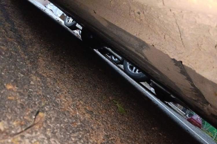 Used Hyundai Mistra 2014 1.8L Automatic Smart GLS Chassis Front Right