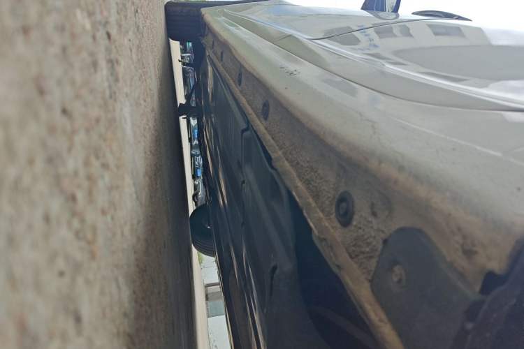 Used Hyundai Mistra 2014 1.8L Automatic Smart GLS Chassis Rear Left