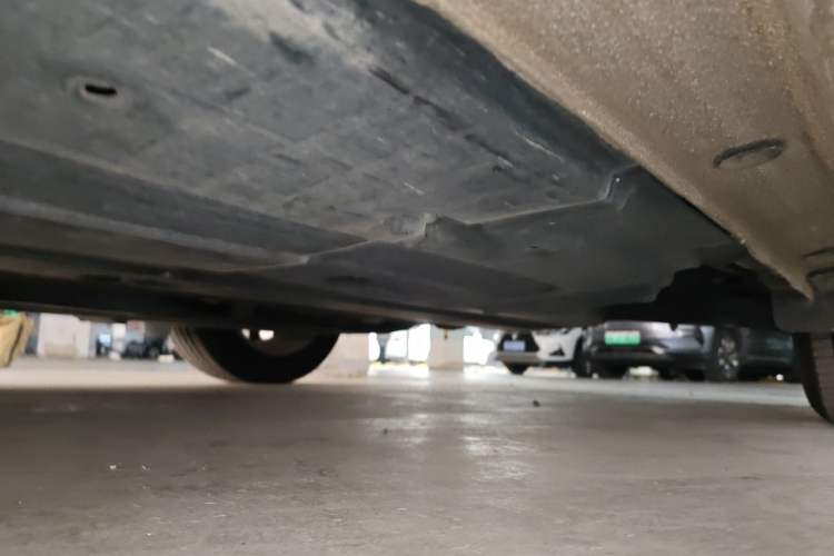 Used Hyundai Mistra 2014 1.8L Automatic Smart GLS Chassis Rear Left