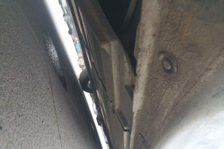 Used Hyundai Mistra 2014 1.8L Automatic Smart GLS Chassis Rear Right