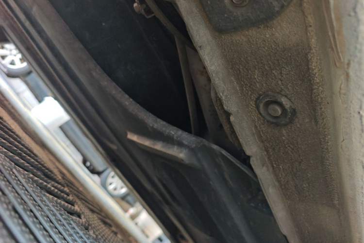 Used Hyundai Mistra 2014 1.8L Automatic Smart GLS Chassis Rear Right