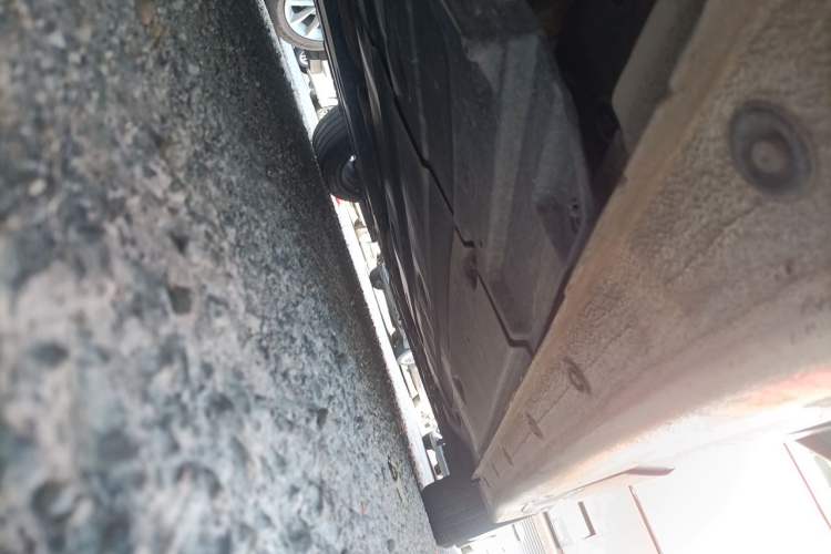 Used Hyundai Mistra 2014 1.8L Automatic Smart GLS Chassis Rear Right