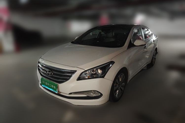 Hyundai Mistra 2014 1.8L Automatic Deluxe DLX Model usata Guazi used car, China used car export, Used car for sale, Used cars, Cheapest cars for sale