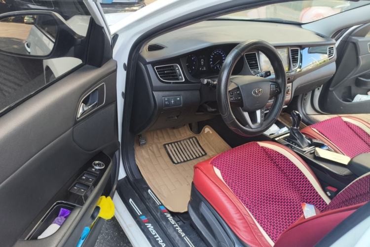 Used Hyundai Mistra 2014 1.8L Automatic Smart GLS Driver Seat