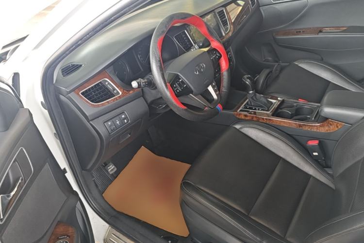 Used Hyundai Mistra 2014 1.8L Automatic Deluxe DLX Model Driver Seat