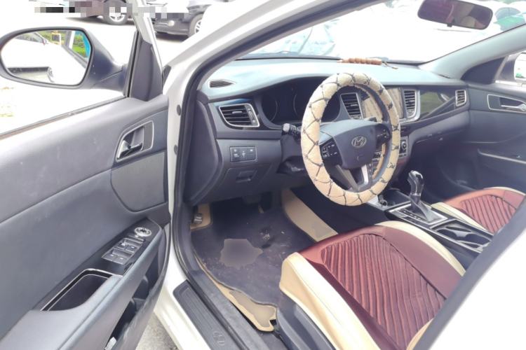 Used Hyundai Mistra 2014 1.8L Automatic Smart GLS Driver Seat