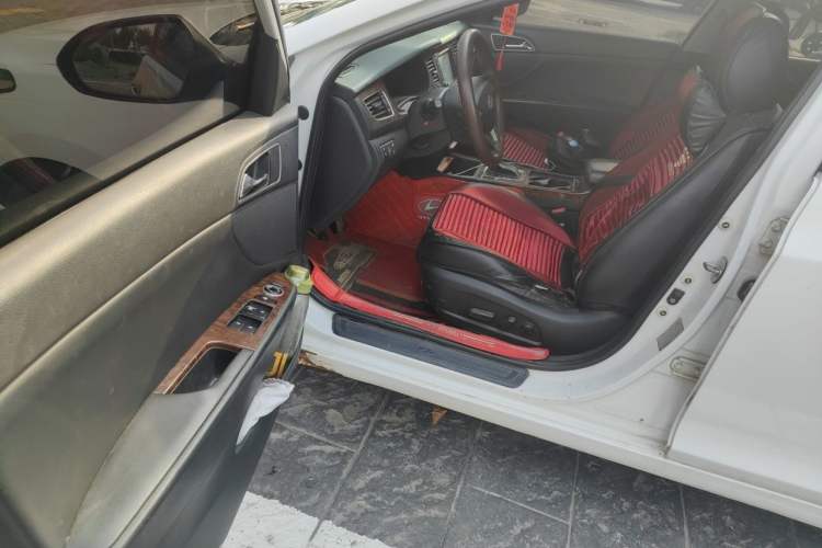 Used Hyundai Mistra 2014 1.8L Automatic Deluxe DLX Model Driver Seat