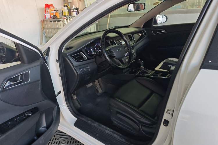 Used Hyundai Mistra 2014 1.8L Automatic Smart GLS Driver Seat