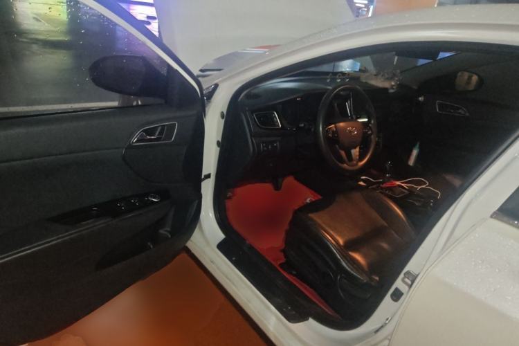 Used Hyundai Mistra 2014 1.8L Automatic Smart GLS Driver Seat