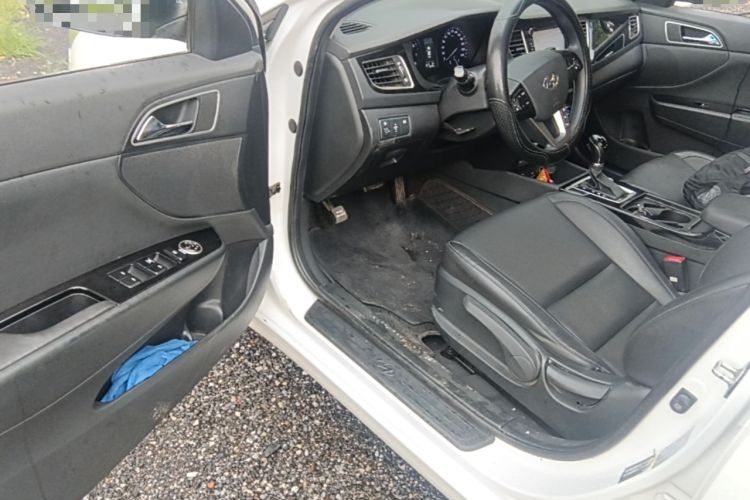 Used Hyundai Mistra 2014 1.8L Automatic Smart GLS Driver Seat