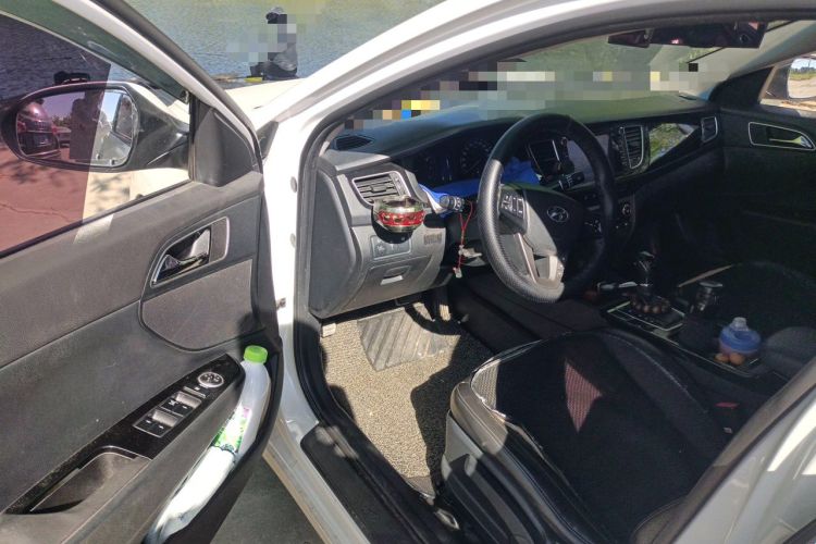Used Hyundai Mistra 2014 1.8L Automatic Smart GLS Driver Seat
