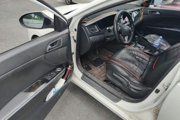 Used Hyundai Mistra 2014 1.8L Automatic Smart GLS Driver Seat