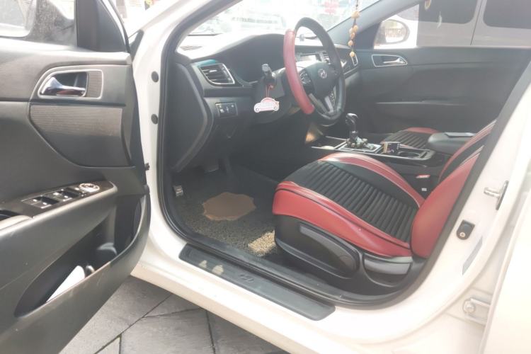Used Hyundai Mistra 2014 1.8L Automatic Smart GLS Driver Seat