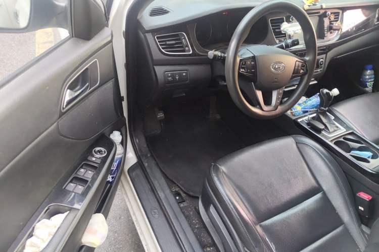Used Hyundai Mistra 2014 1.8L Automatic Smart GLS Driver Seat