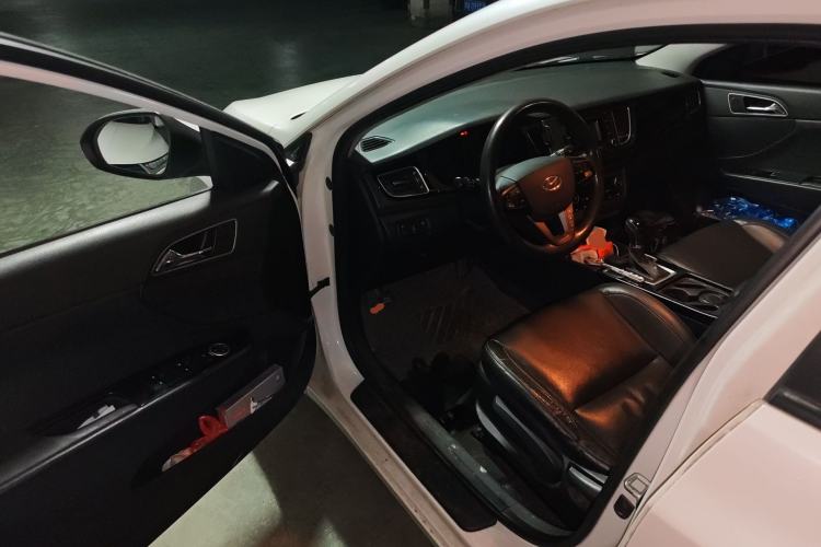 Used Hyundai Mistra 2014 1.8L Automatic Smart GLS Driver Seat
