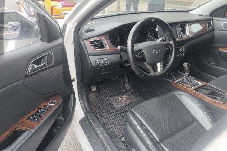 Used Hyundai Mistra 2014 1.8L Automatic Deluxe DLX Model Driver Seat