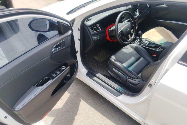 Used Hyundai Mistra 2014 1.8L Automatic Smart GLS Driver Seat