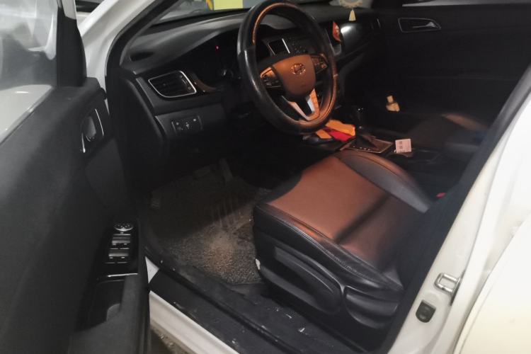 Used Hyundai Mistra 2014 1.8L Automatic Smart GLS Driver Seat