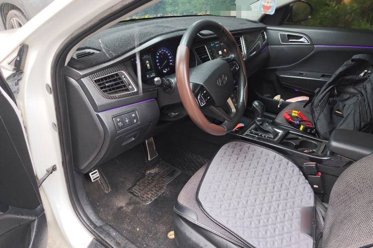 Used Hyundai Mistra 2014 1.8L Automatic Deluxe DLX Model Driver Seat