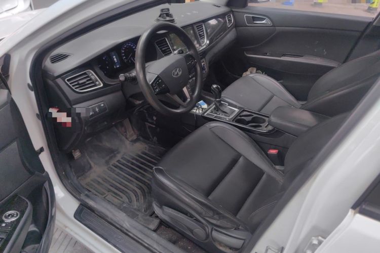 Used Hyundai Mistra 2014 1.8L Automatic Smart GLS Driver Seat