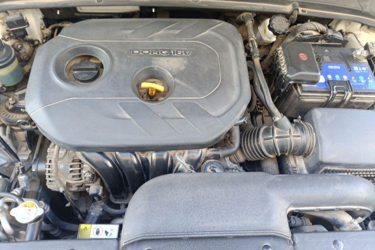Used Hyundai Mistra 2014 1.8L Automatic Smart GLS Engine Bay