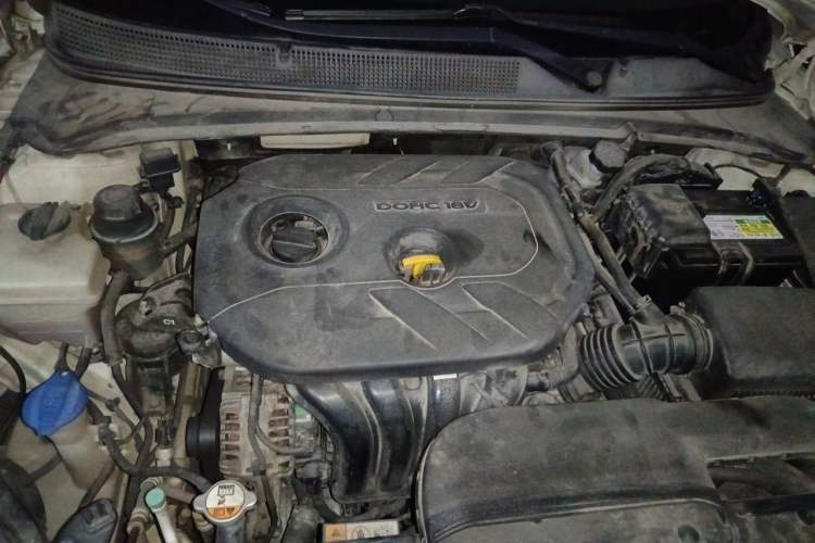 Used Hyundai Mistra 2014 1.8L Automatic Smart GLS Engine Bay