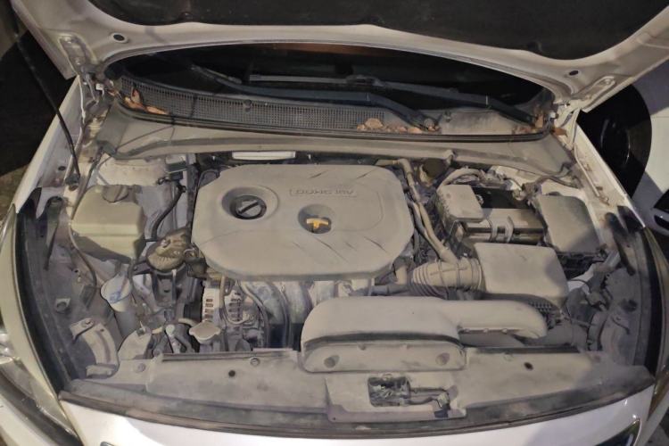 Used Hyundai Mistra 2014 1.8L Automatic Deluxe DLX Model Engine Bay