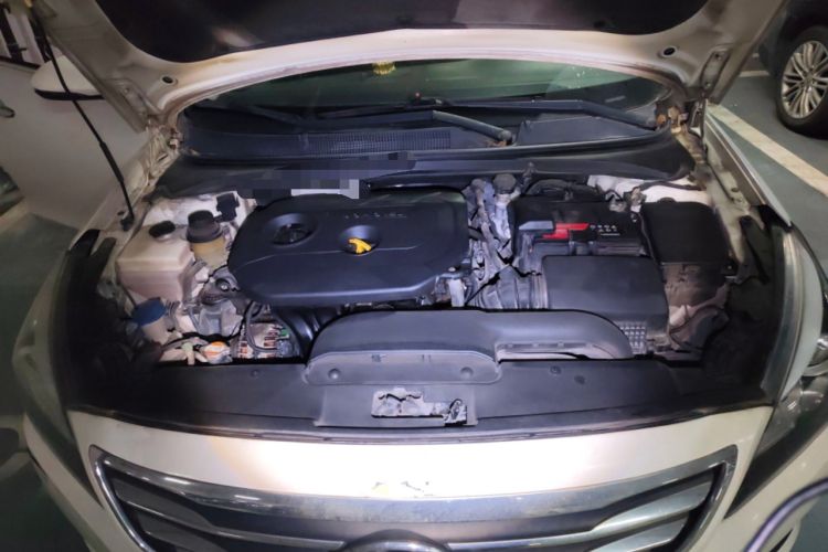 Used Hyundai Mistra 2014 1.8L Automatic Smart GLS Engine Bay