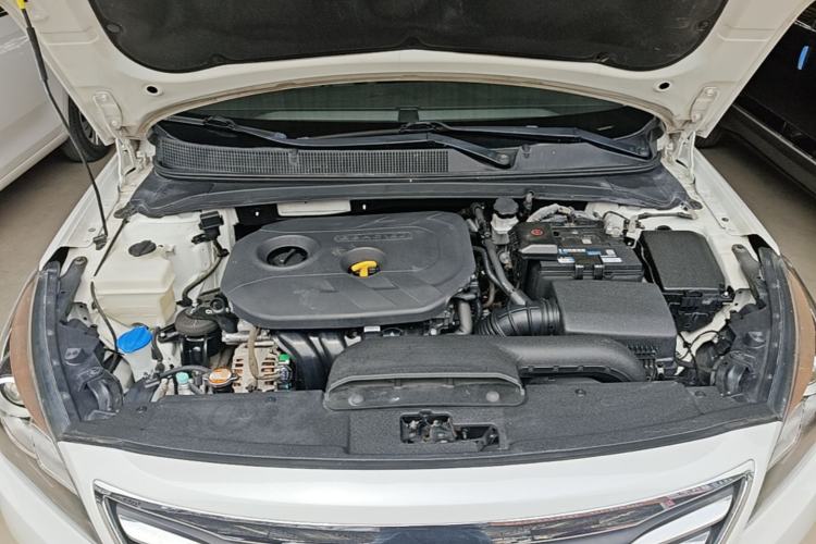 Used Hyundai Mistra 2014 1.8L Automatic Deluxe DLX Model Engine Bay