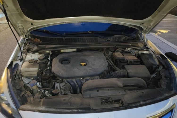 Used Hyundai Mistra 2014 1.8L Automatic Smart GLS Engine Bay