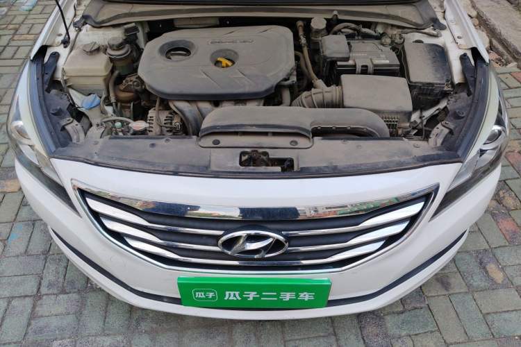Used Hyundai Mistra 2014 1.8L Automatic Smart GLS Engine Bay