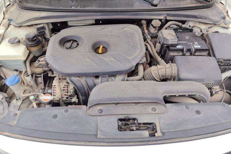 Used Hyundai Mistra 2014 1.8L Automatic Smart GLS Engine Bay