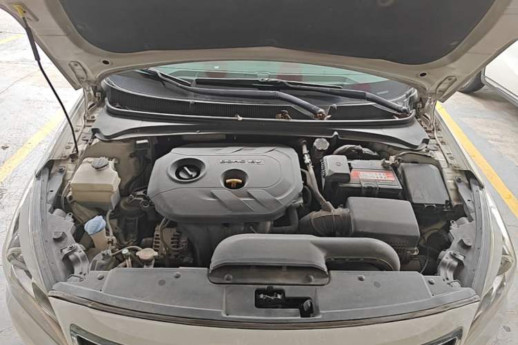 Used Hyundai Mistra 2014 1.8L Automatic Deluxe DLX Model Engine Bay