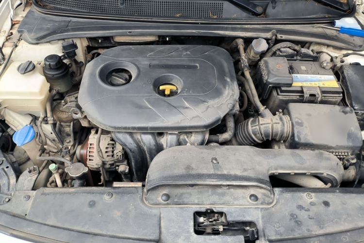 Used Hyundai Mistra 2014 1.8L Automatic Smart GLS Engine Bay