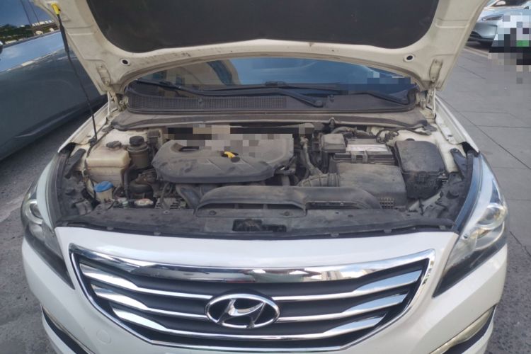 Used Hyundai Mistra 2014 1.8L Automatic Smart GLS Engine Bay