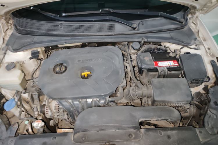 Used Hyundai Mistra 2014 1.8L Automatic Deluxe DLX Model Engine Bay
