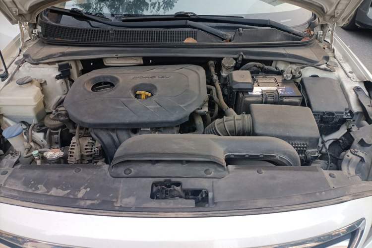 Used Hyundai Mistra 2014 1.8L Automatic Deluxe DLX Model Engine Bay