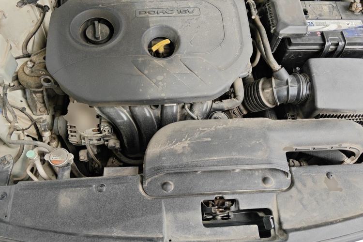 Used Hyundai Mistra 2014 1.8L Automatic Deluxe DLX Model Engine Bay
