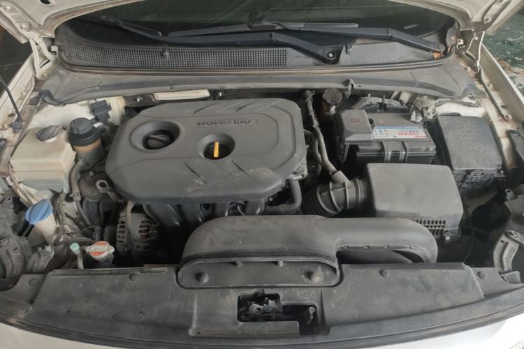 Used Hyundai Mistra 2014 1.8L Automatic Smart GLS Engine Bay