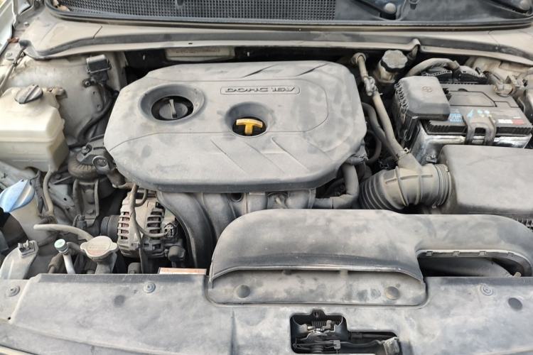 Used Hyundai Mistra 2014 1.8L Automatic Deluxe DLX Model Engine Bay