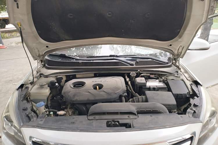 Used Hyundai Mistra 2014 1.8L Automatic Smart GLS Engine Bay