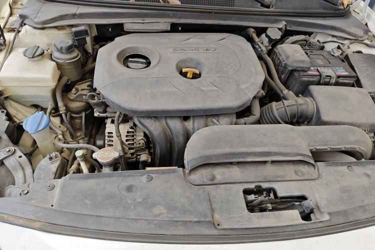 Used Hyundai Mistra 2014 1.8L Automatic Smart GLS Engine Bay