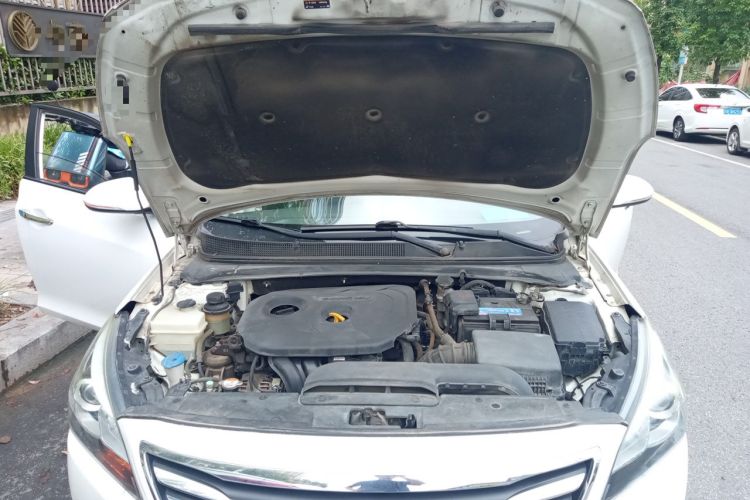 Used Hyundai Mistra 2014 1.8L Automatic Smart GLS Engine Bay